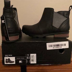 SOREL Womens Black Emelie Chelsea Boots Size 8.5 Medium